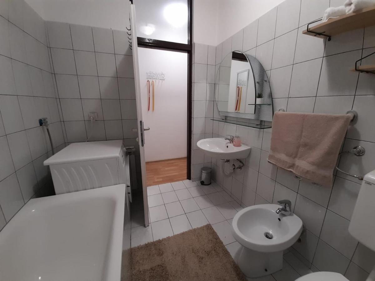Apartma Fran *